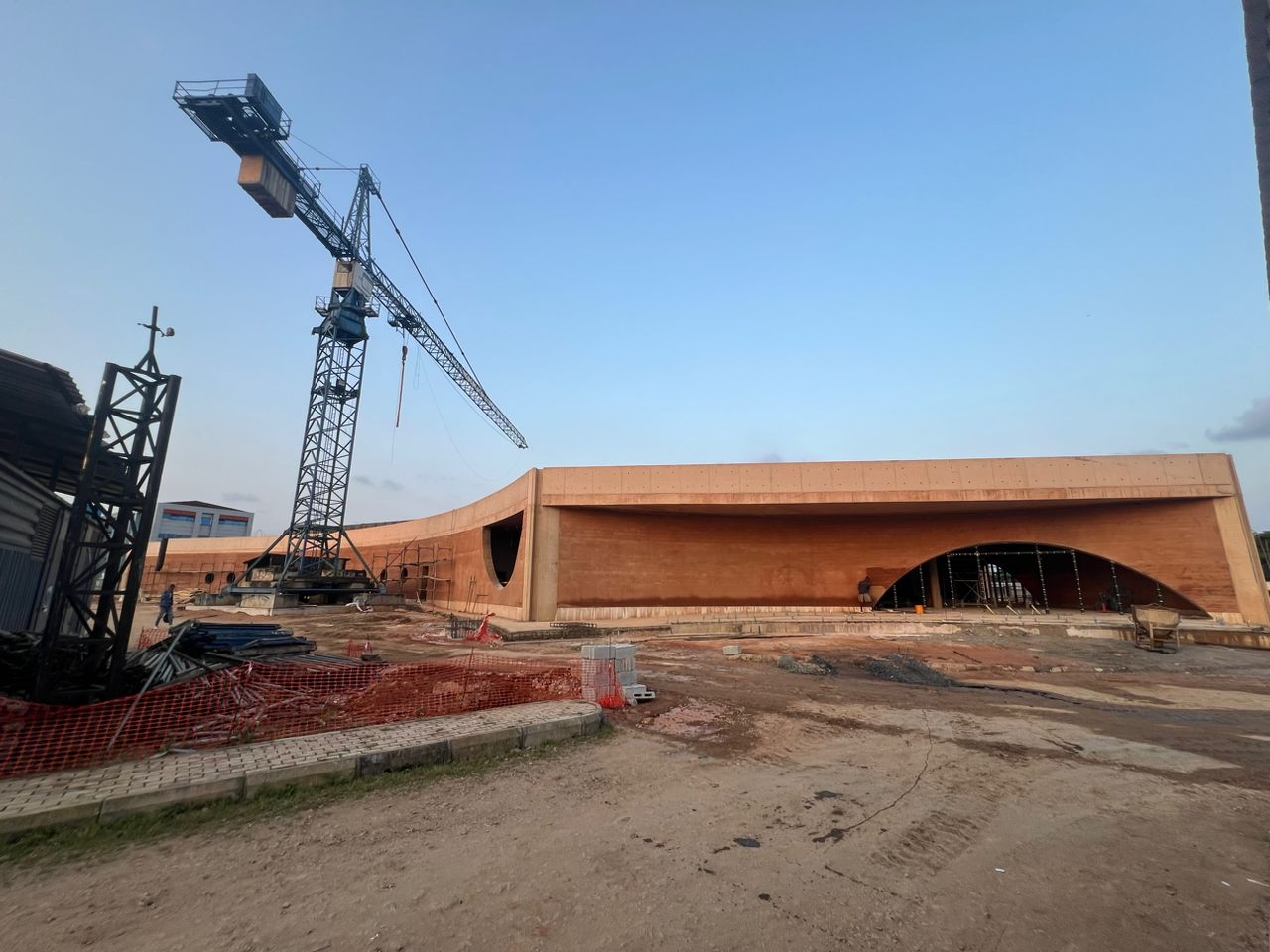 Commercial WhatsApp 1